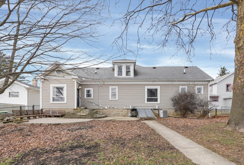 42-web-or-mls-125-w-mound-st