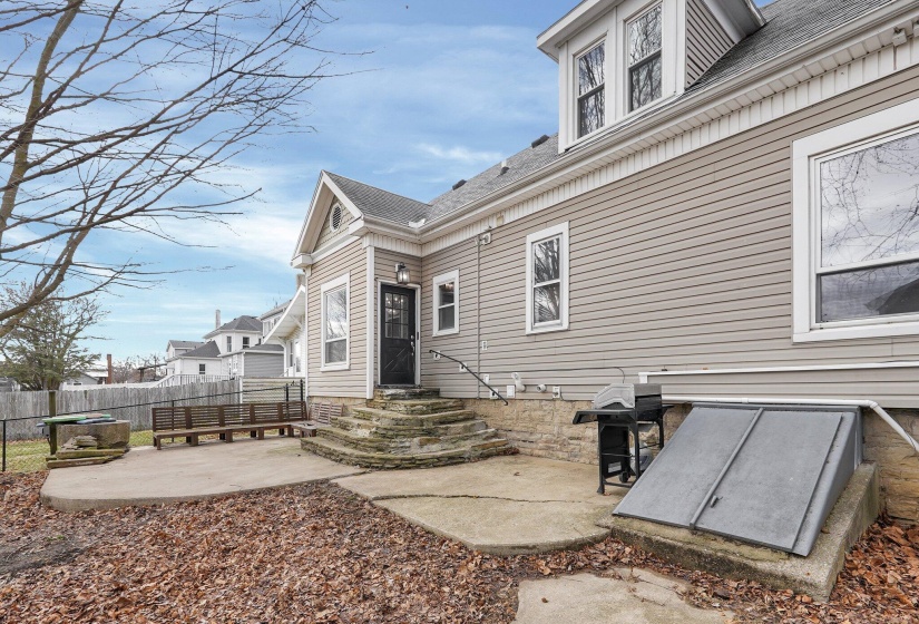 43-web-or-mls-125-w-mound-st