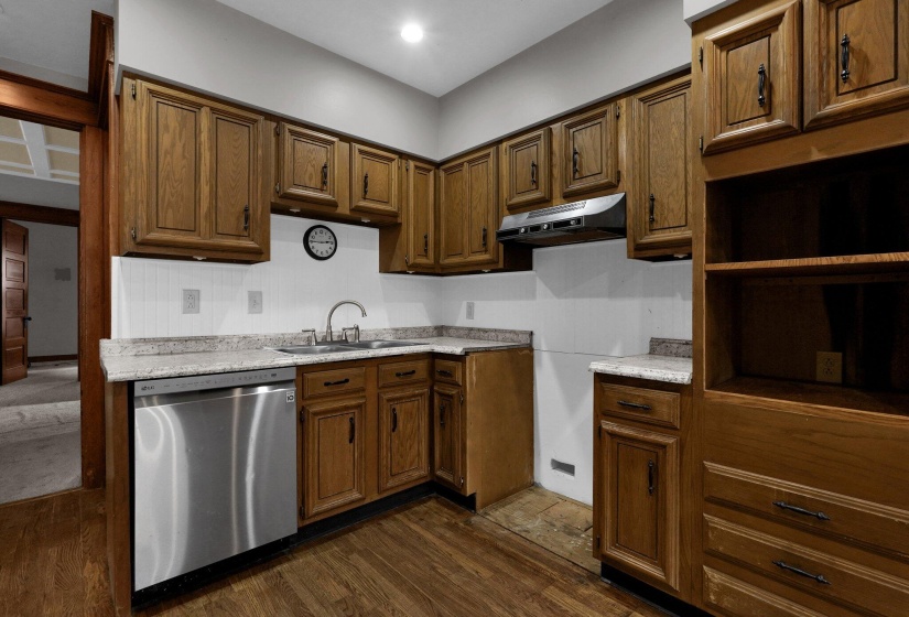 10-web-or-mls-125-w-mound-st