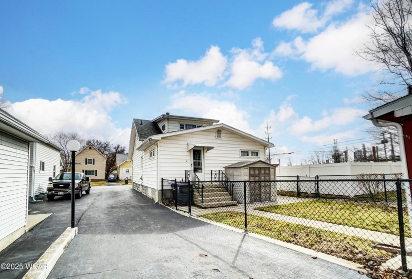 826 Weadock Avenue, Lima, Ohio, 3 Bedrooms Bedrooms, ,1 BathroomBathrooms,Residential,For Sale,Weadock,306440