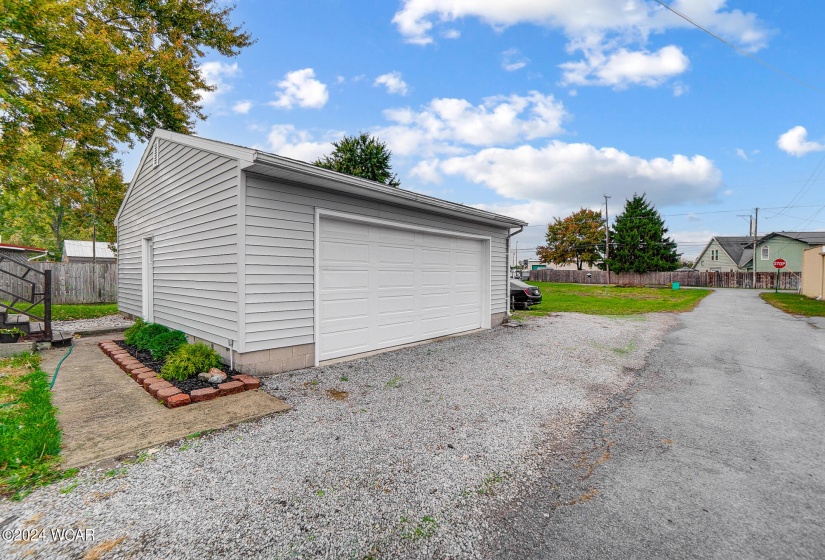 108 Main Street, Elida, Ohio, 4 Bedrooms Bedrooms, ,2 BathroomsBathrooms,Residential,For Sale,Main,305386