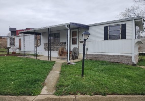 723 Lima Street, Kenton, Ohio 43326, 2 Bedrooms Bedrooms, ,1 BathroomBathrooms,Residential,For Sale,Lima,1037314