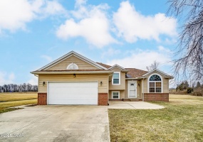 503 Lima Street, Beaverdam, Ohio, 3 Bedrooms Bedrooms, ,2 BathroomsBathrooms,Residential,For Sale,Lima,306464