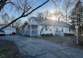 591 Shrine Road, Springfield, Ohio 45504, 3 Bedrooms Bedrooms, ,2 BathroomsBathrooms,Residential,For Sale,Shrine,1037353