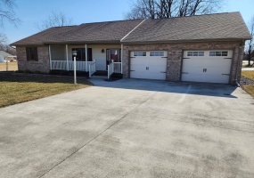 1114 Indiana Avenue, Saint Marys, Ohio 45885, 3 Bedrooms Bedrooms, ,2 BathroomsBathrooms,Residential,For Sale,Indiana,1037368