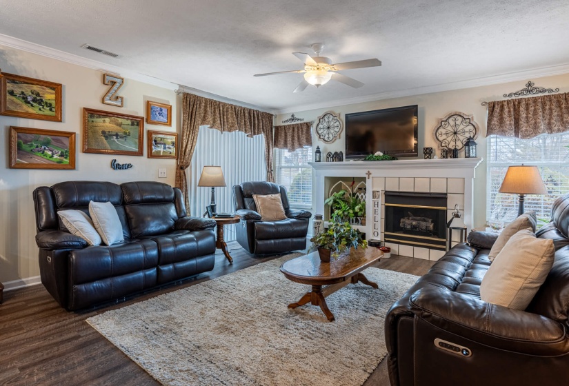 1503 Commons-3