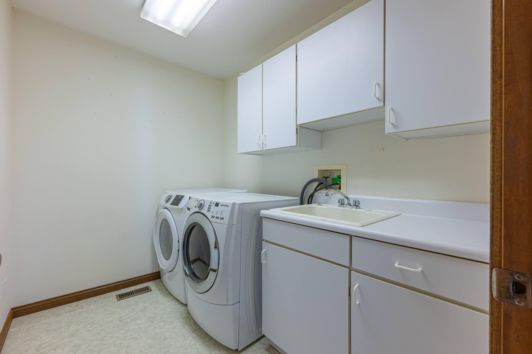 5265 Frederick Garland Road, West Milton, Ohio 45383