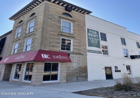 320 Main Street, Findlay, Ohio, 2 Bedrooms Bedrooms, ,2 BathroomsBathrooms,Residential Lease,For Rent,Main,306489