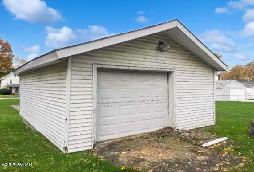 9 Unit Real Estate Package, Lima, Ohio, 18 Bedrooms Bedrooms, ,10 BathroomsBathrooms,Residential Income,For Sale,Unit Real Estate Package,306493