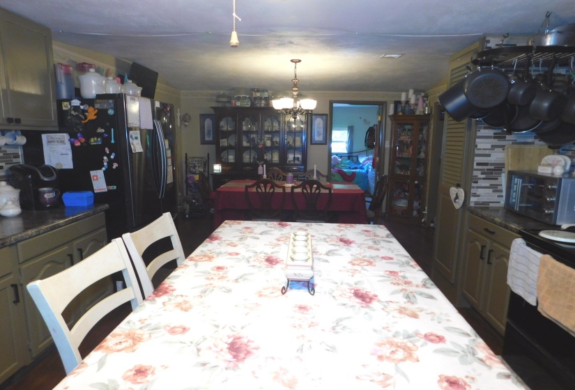 Dining Room/Kitchen