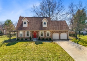 1680 Creekwood Drive, Troy, Ohio 45373, 3 Bedrooms Bedrooms, ,3 BathroomsBathrooms,Residential,For Sale,Creekwood,1037425