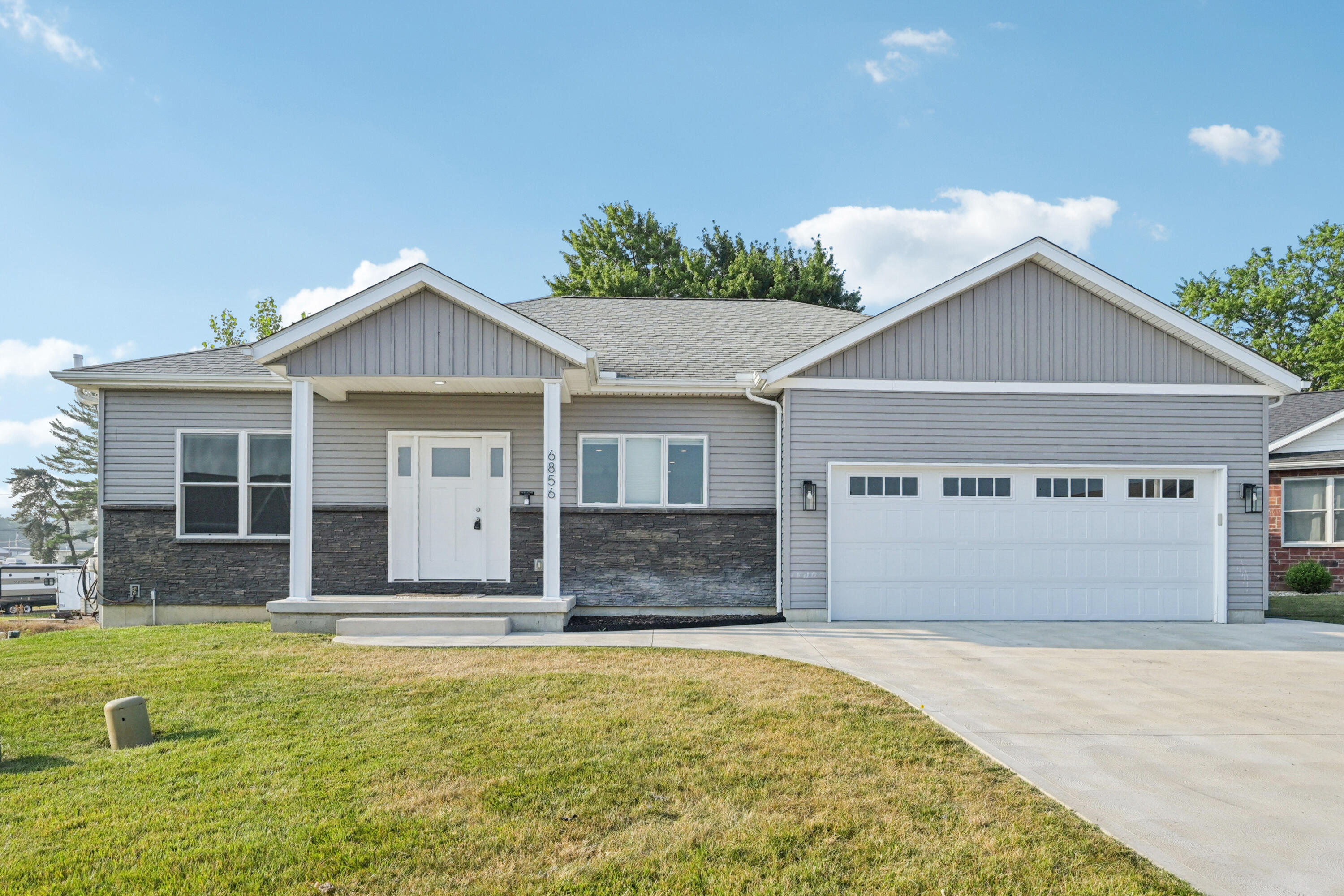 6856 Creekview Court, Huntsville, Ohio 43324