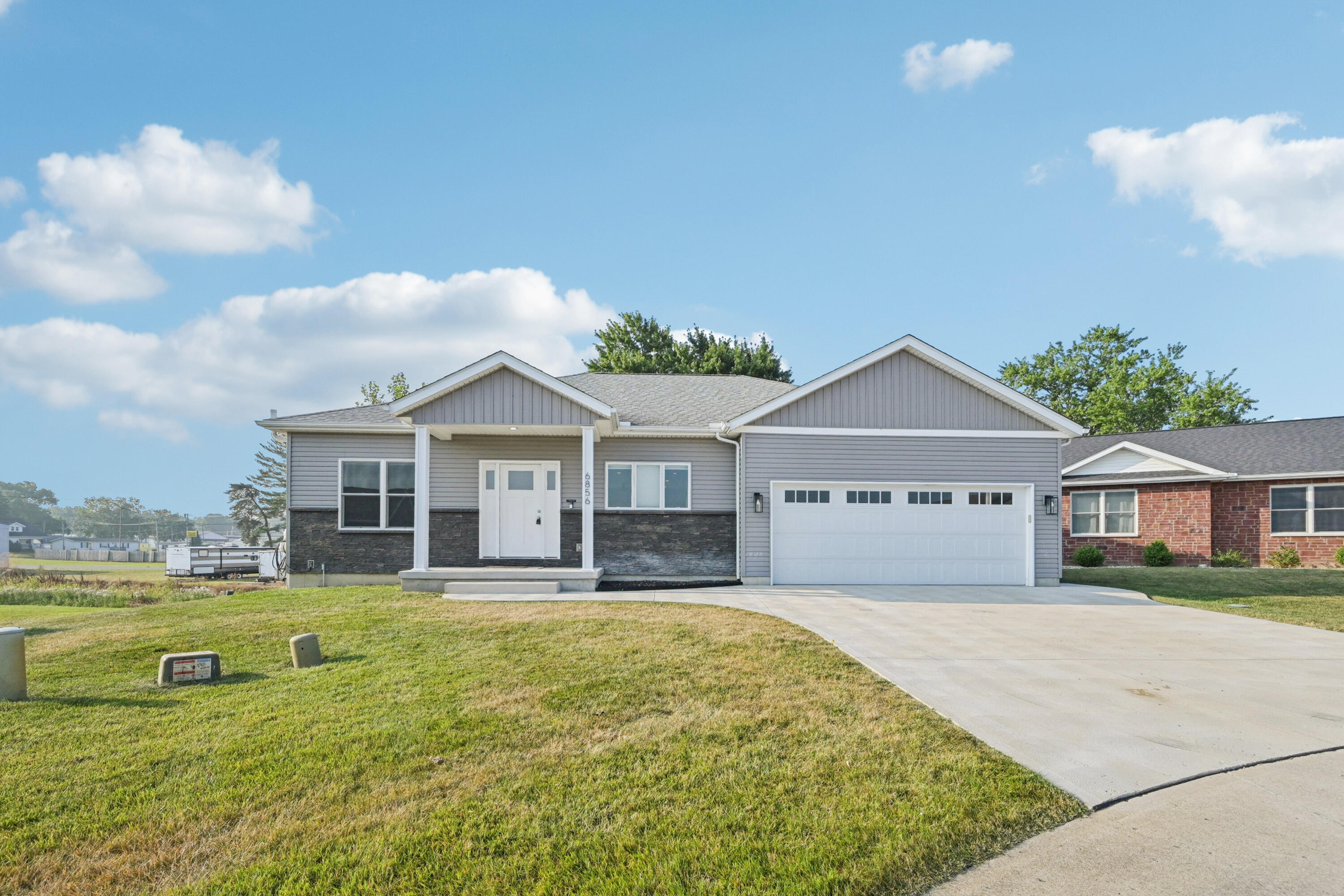 6856 Creekview Court, Huntsville, Ohio 43324