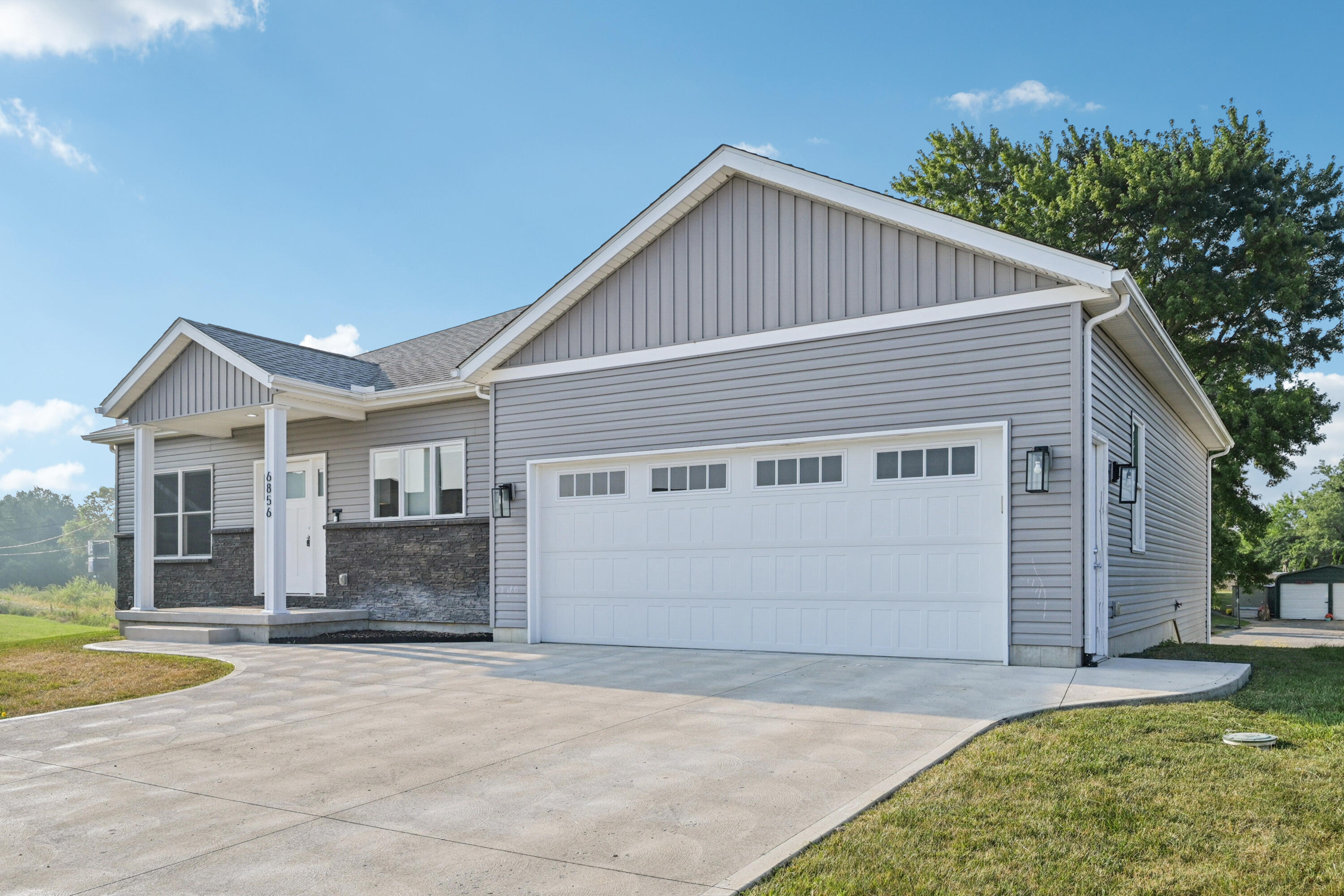6856 Creekview Court, Huntsville, Ohio 43324
