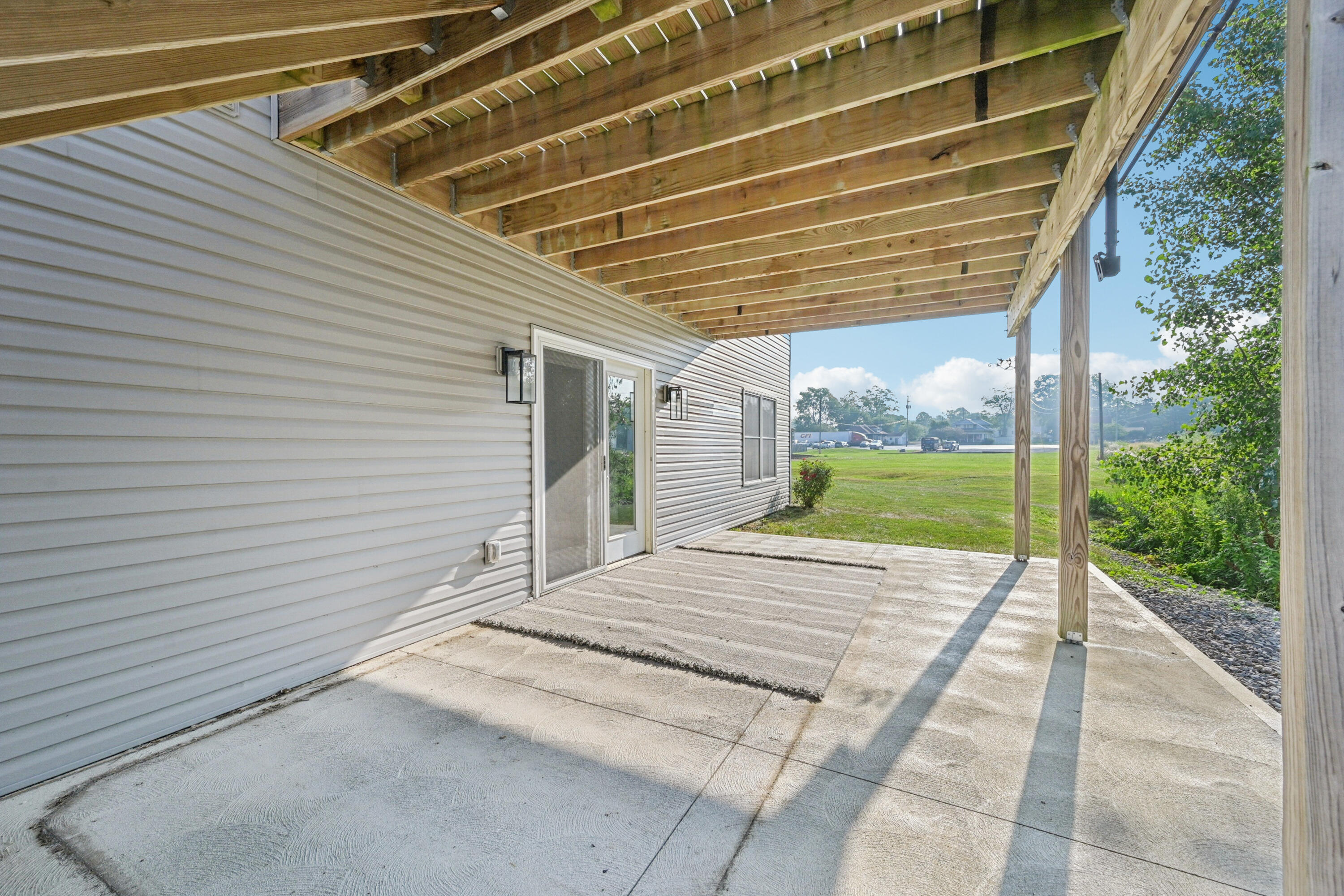 6856 Creekview Court, Huntsville, Ohio 43324