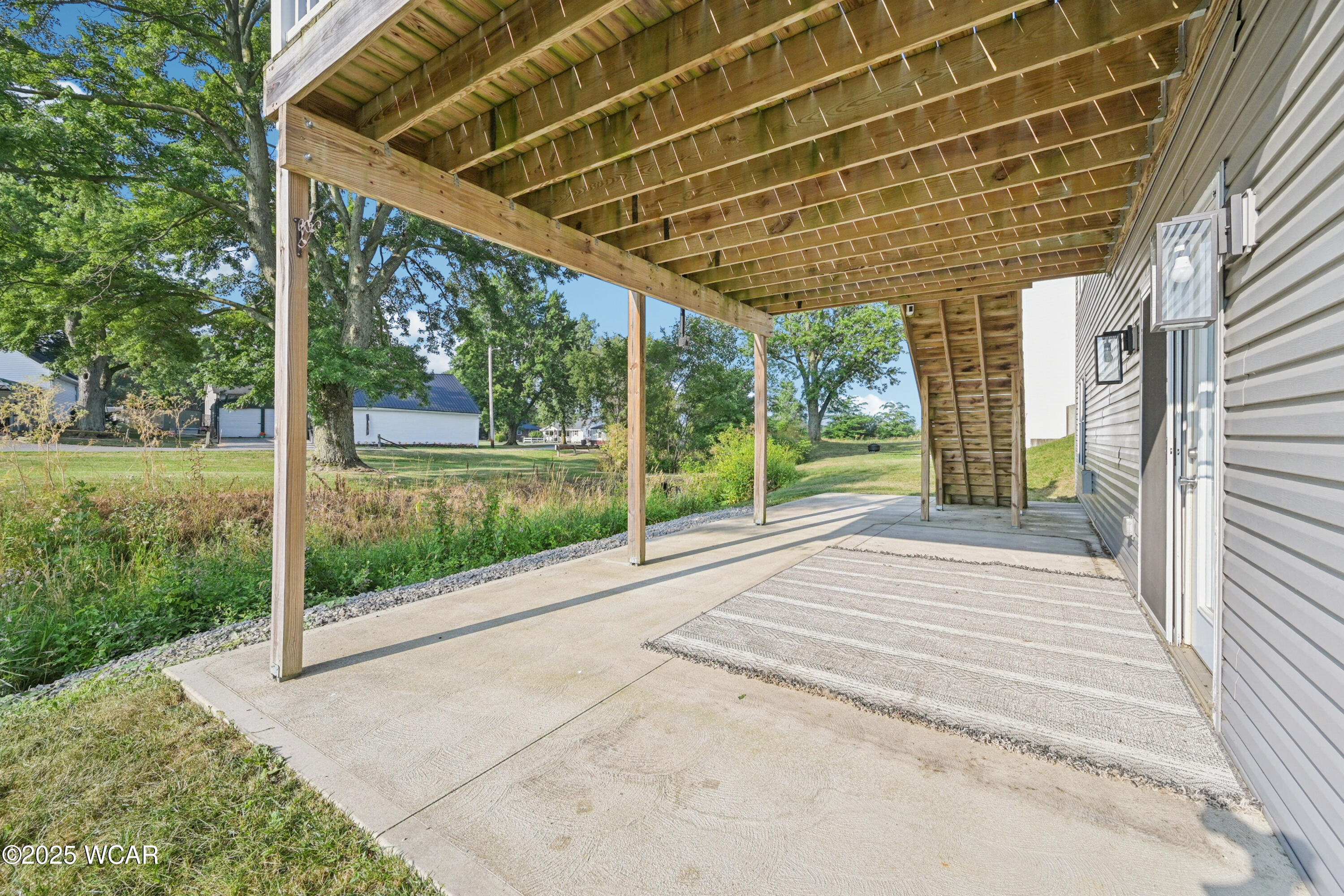 6856 Creekview Court, Huntsville, Ohio