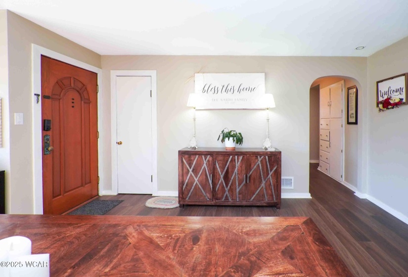 312 Elm Street, Bluffton, Ohio, 3 Bedrooms Bedrooms, ,2 BathroomsBathrooms,Residential,For Sale,Elm,306508