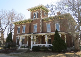 317 Poplar Street, Sidney, Ohio 45365, 5 Bedrooms Bedrooms, ,2 BathroomsBathrooms,Residential,For Sale,Poplar,1037446