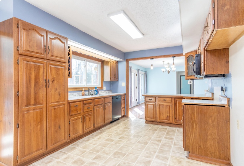 2707 Milcreek, Sidney-19