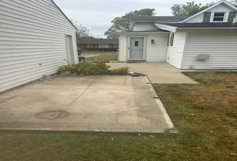 back of house patio area