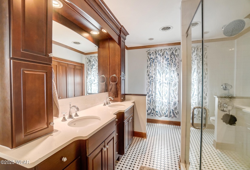 1454 Market Street, Lima, Ohio, 4 Bedrooms Bedrooms, ,2 BathroomsBathrooms,Residential,For Sale,Market,306210