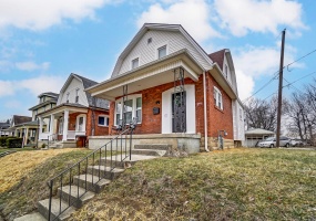 825 Oak Street, Springfield, Ohio 45505, 3 Bedrooms Bedrooms, ,1 BathroomBathrooms,Residential,For Sale,Oak,1037507