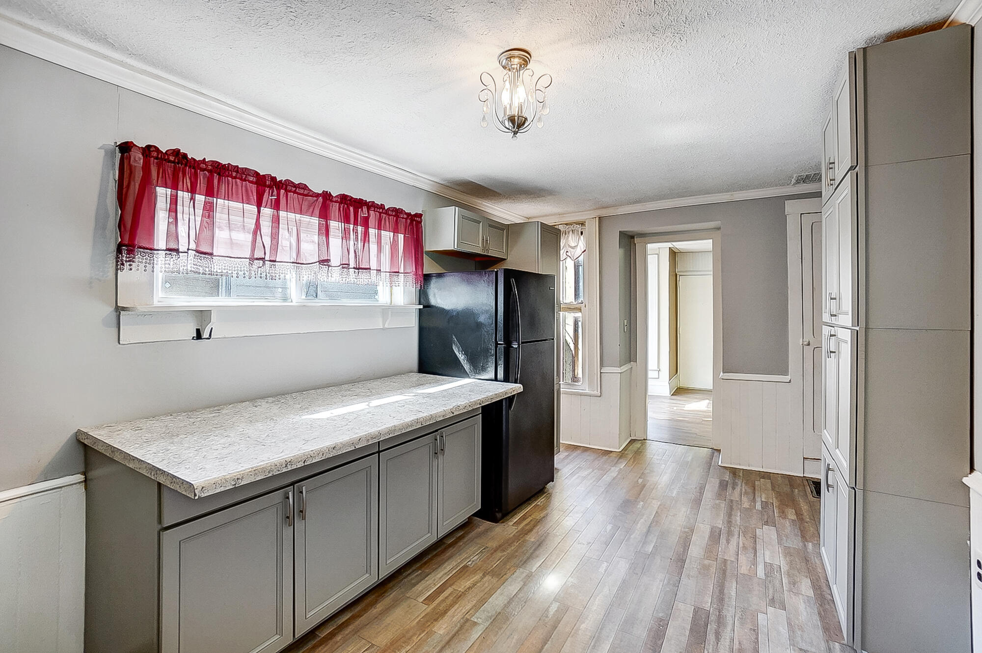 738 Center Street, Springfield, Ohio 45506