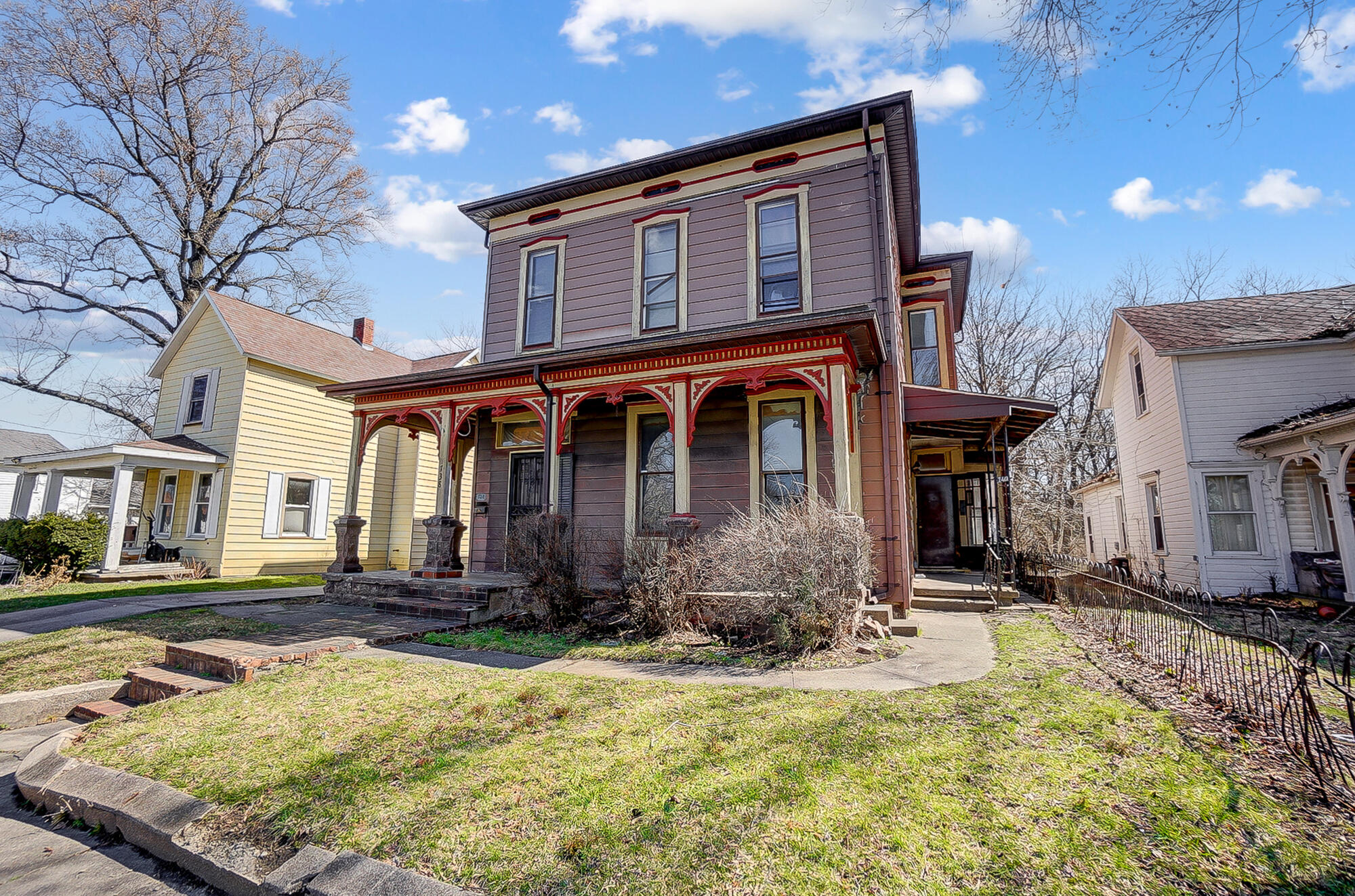 738 Center Street, Springfield, Ohio 45506
