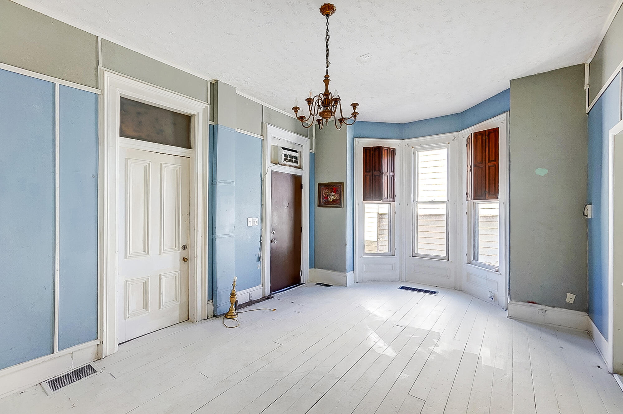 738 Center Street, Springfield, Ohio 45506