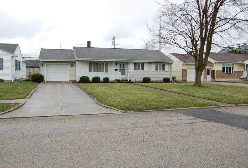 861 Wood Street, Versailles, Ohio 45380, 3 Bedrooms Bedrooms, ,1 BathroomBathrooms,Residential,For Sale,Wood,1037535