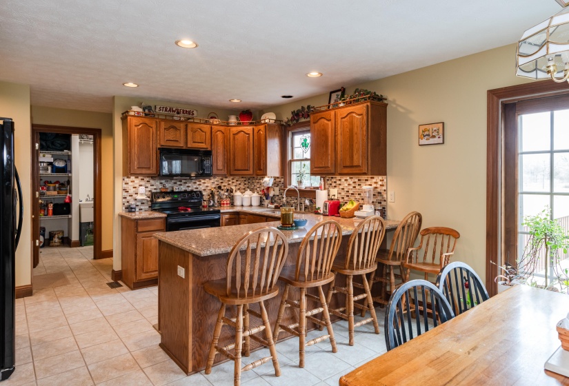 1744 Cranbrook Dr 16