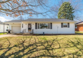 237 Hillcrest Court, Sidney, Ohio 45365, 3 Bedrooms Bedrooms, ,1 BathroomBathrooms,Residential,For Sale,Hillcrest,1037614