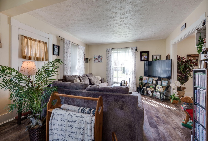 15-web-or-mls-315-w-madison-st