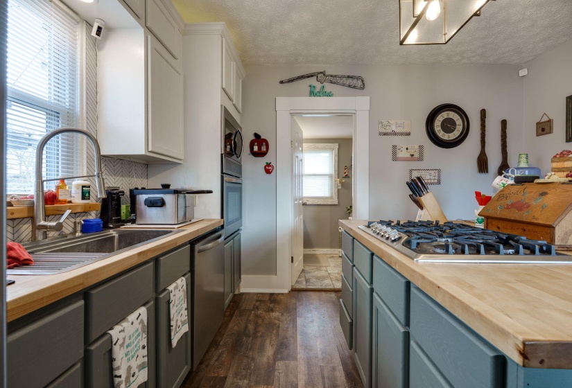 29-web-or-mls-315-w-madison-st