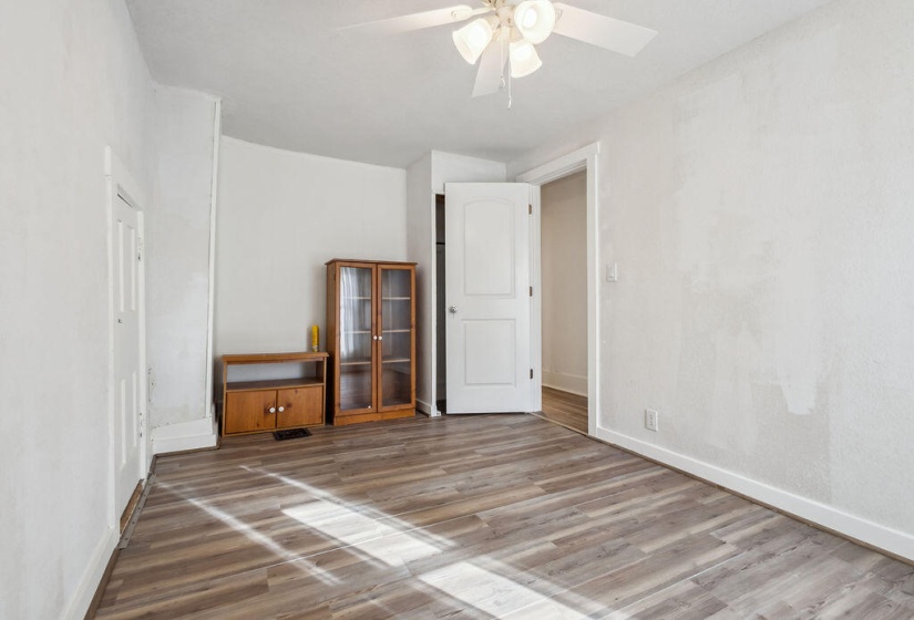 BEDROOM 1