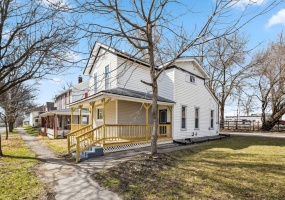 118 Auburn Avenue, Bellefontaine, Ohio 43311, 2 Bedrooms Bedrooms, ,1 BathroomBathrooms,Residential,For Sale,Auburn,1037632