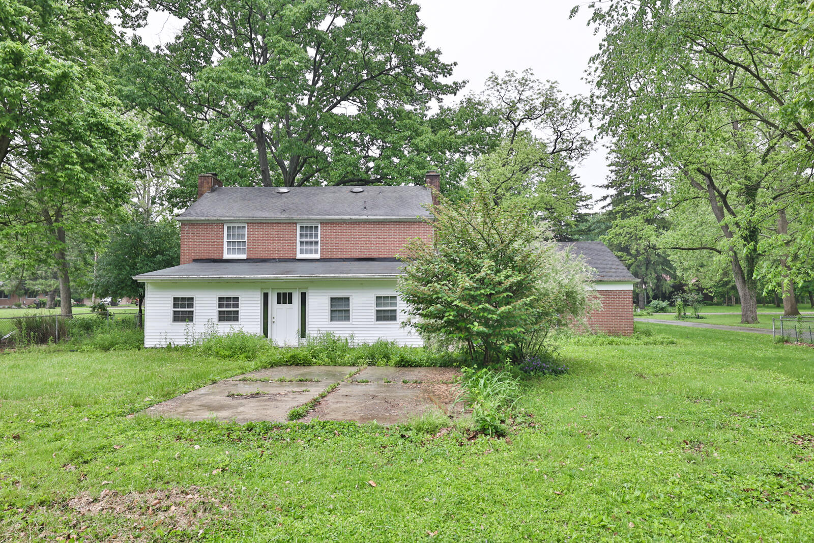 5473 Fair Valley Road, Dayton, Ohio 45414