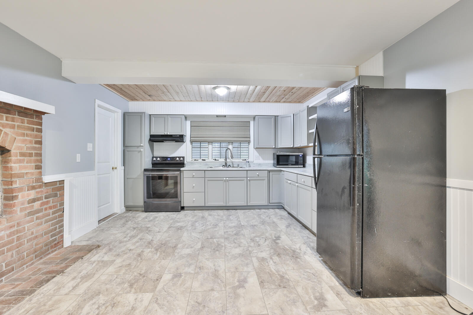 5473 Fair Valley Road, Dayton, Ohio 45414