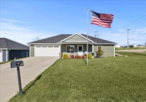 200 Malone Avenue, Bellefontaine, Ohio 43311, 3 Bedrooms Bedrooms, ,2 BathroomsBathrooms,Residential,For Sale,Malone,1035540