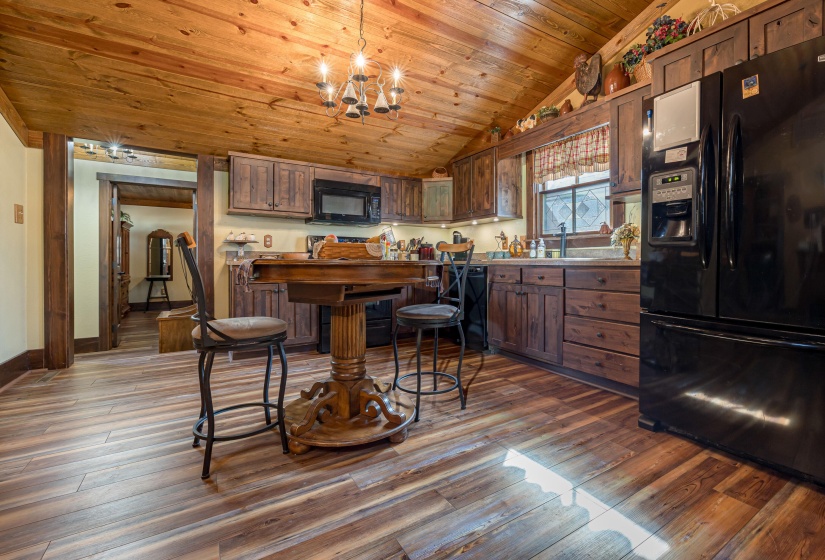 Kitchen/Dining