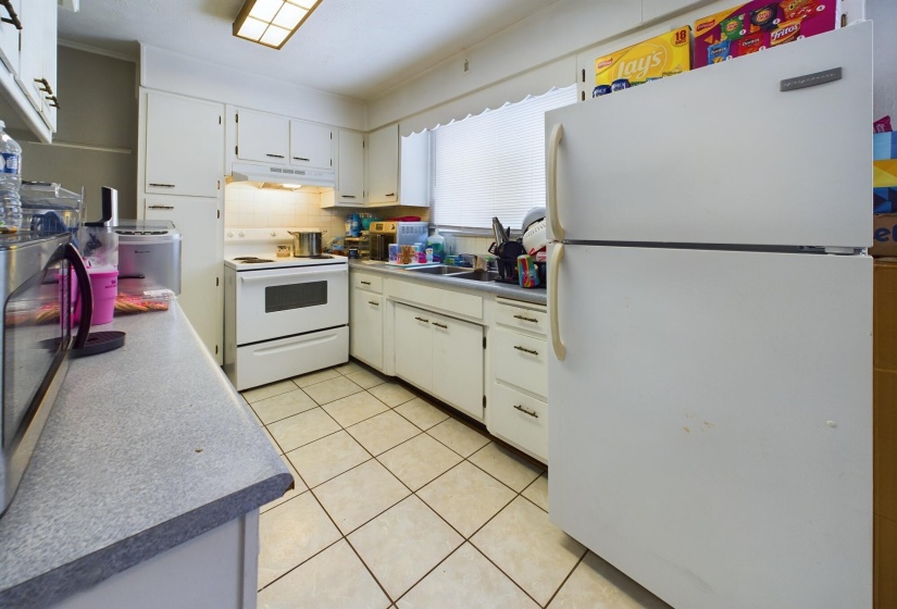 5-kitchen (3)
