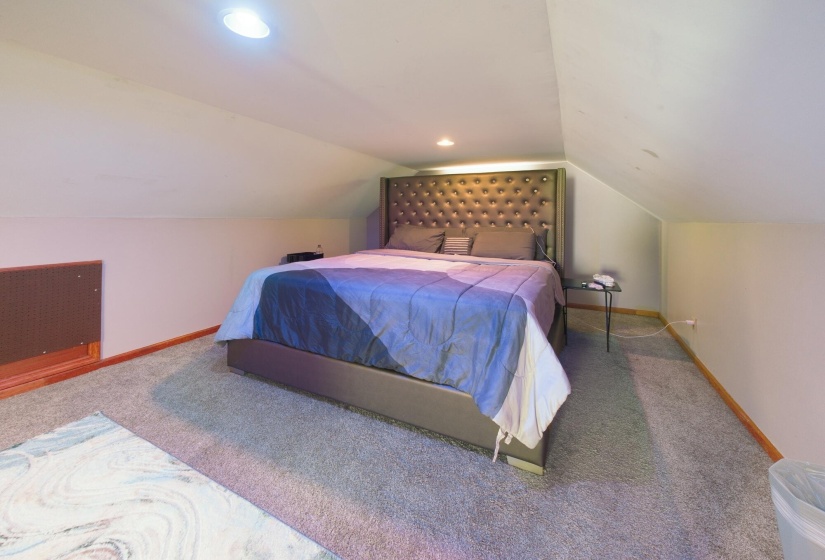 8-Bed 1 (2)