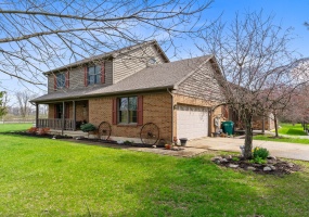 4543 Nashville Road, Troy, Ohio 45373, 3 Bedrooms Bedrooms, ,3 BathroomsBathrooms,Residential,For Sale,Nashville,1037852