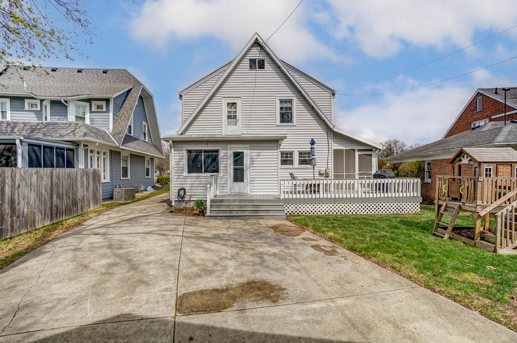 19 Ardmore Road, Springfield, Ohio 45504