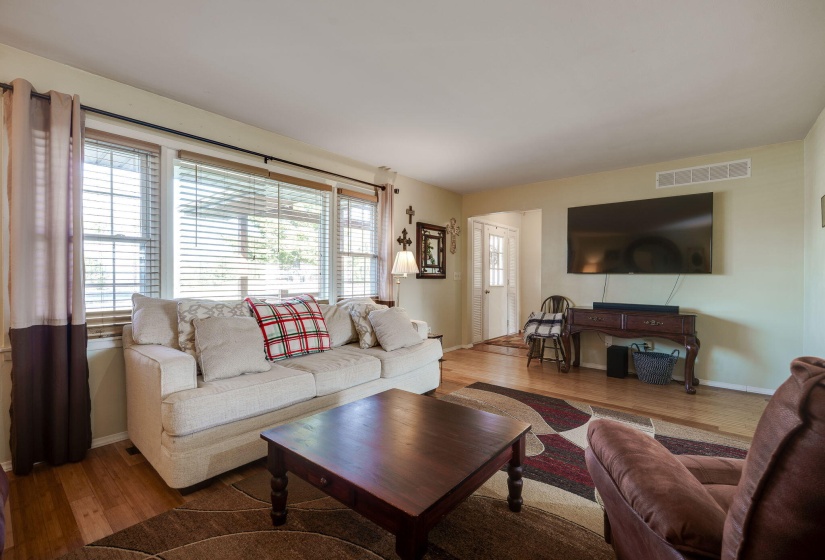 17-web-or-mls-5940-morris-rd