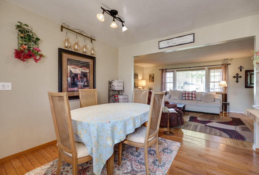 20-web-or-mls-5940-morris-rd