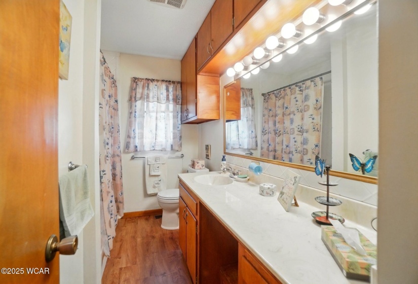 303 Sweaney Avenue, Cairo, Ohio, 3 Bedrooms Bedrooms, ,2 BathroomsBathrooms,Residential,For Sale,Sweaney,306684