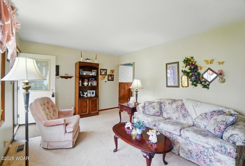 303 Sweaney Avenue, Cairo, Ohio, 3 Bedrooms Bedrooms, ,2 BathroomsBathrooms,Residential,For Sale,Sweaney,306684
