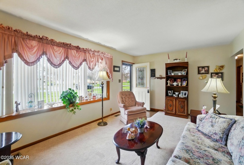 303 Sweaney Avenue, Cairo, Ohio, 3 Bedrooms Bedrooms, ,2 BathroomsBathrooms,Residential,For Sale,Sweaney,306684