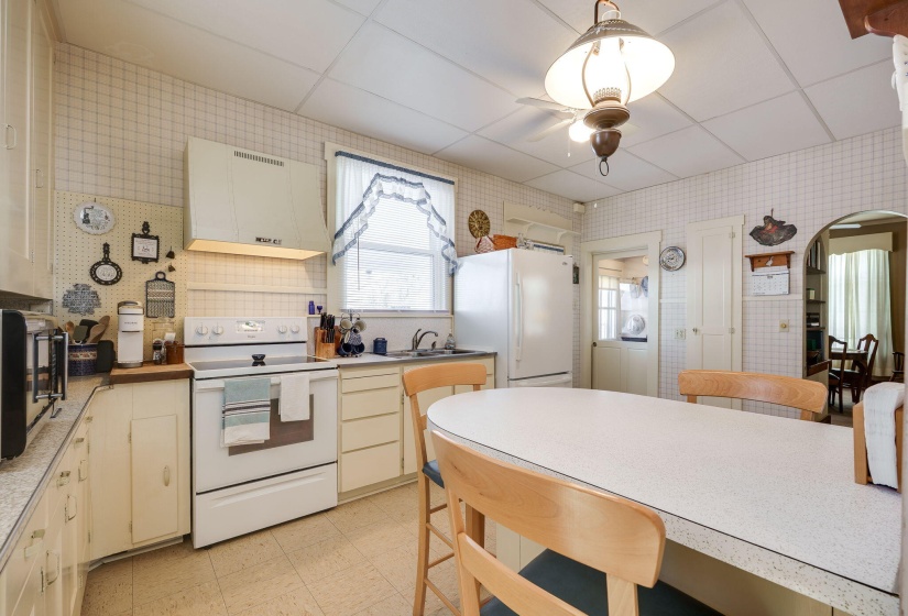 21-web-or-mls-326-w-columbus-rd